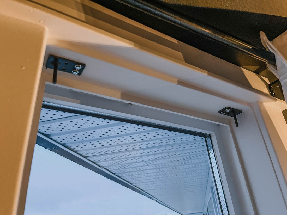 How to install woven wood shades on bay windows 