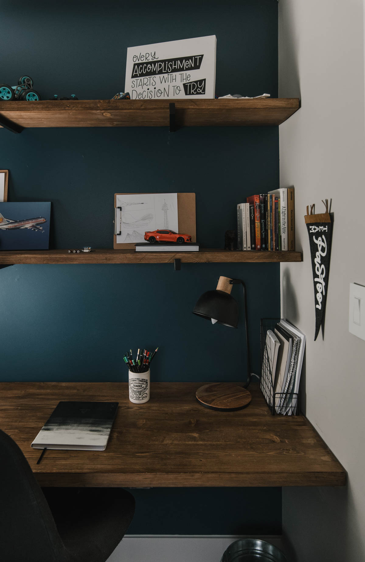 DIY Built in desk ikea hack