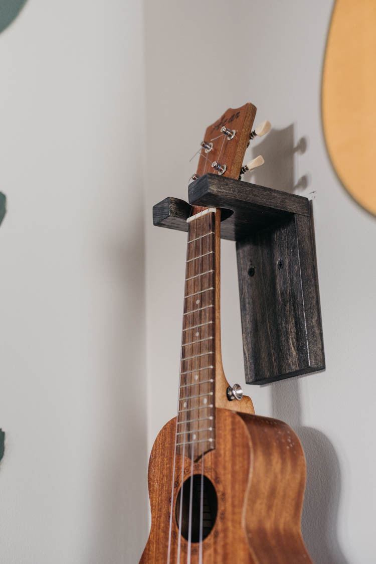 DIY Wall Mount Guitar Holders- Tutorial and plans