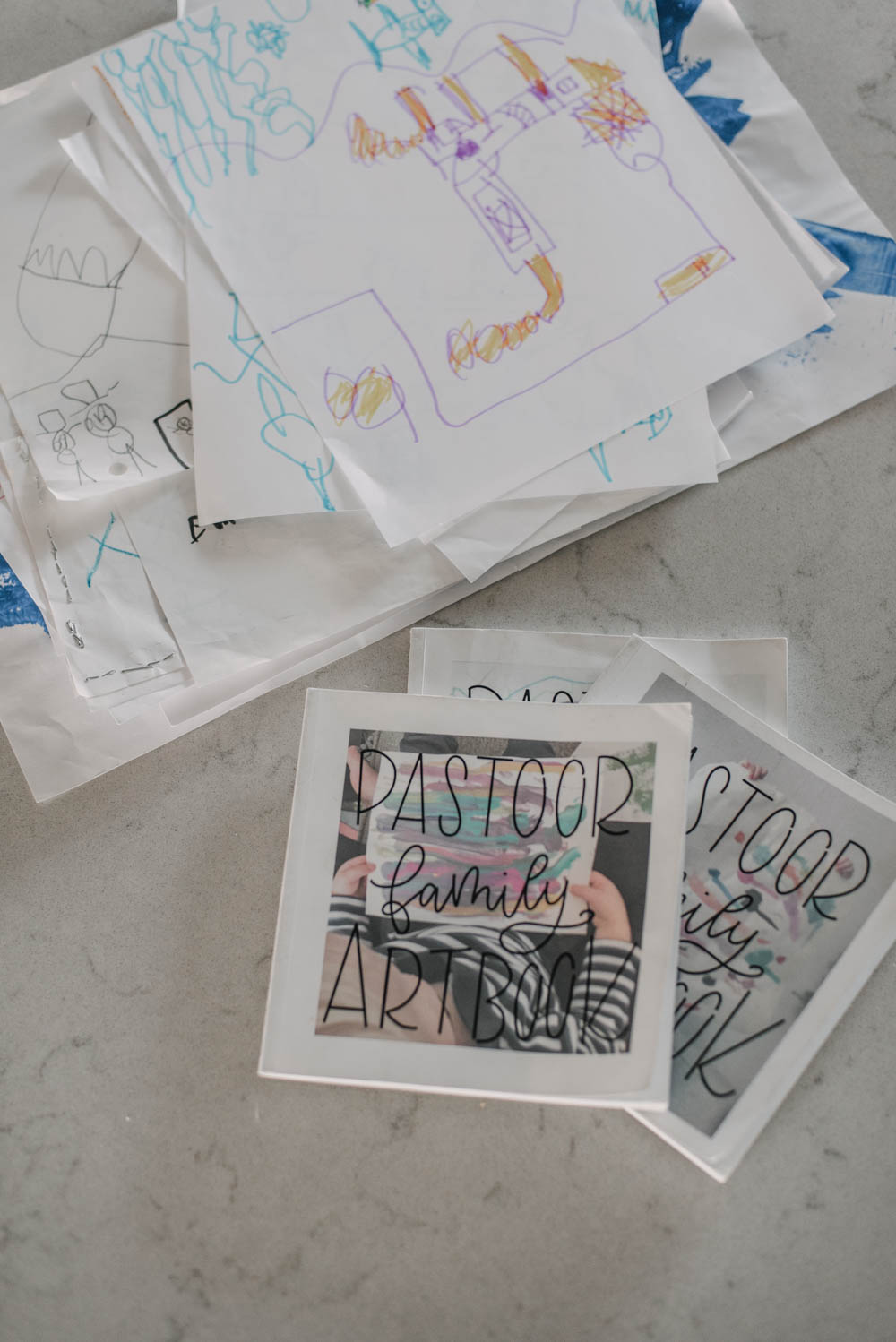 How to make your own kids art book - quick and easy system to manage kids artwork