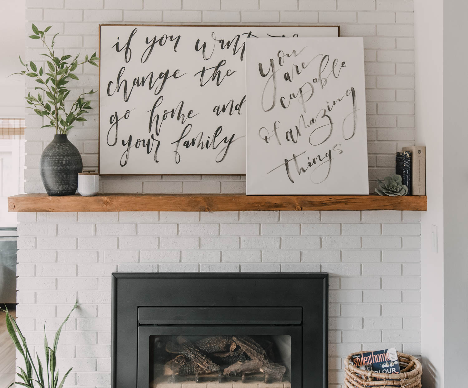 How to get that brush lettered effect with acrylic on canvas