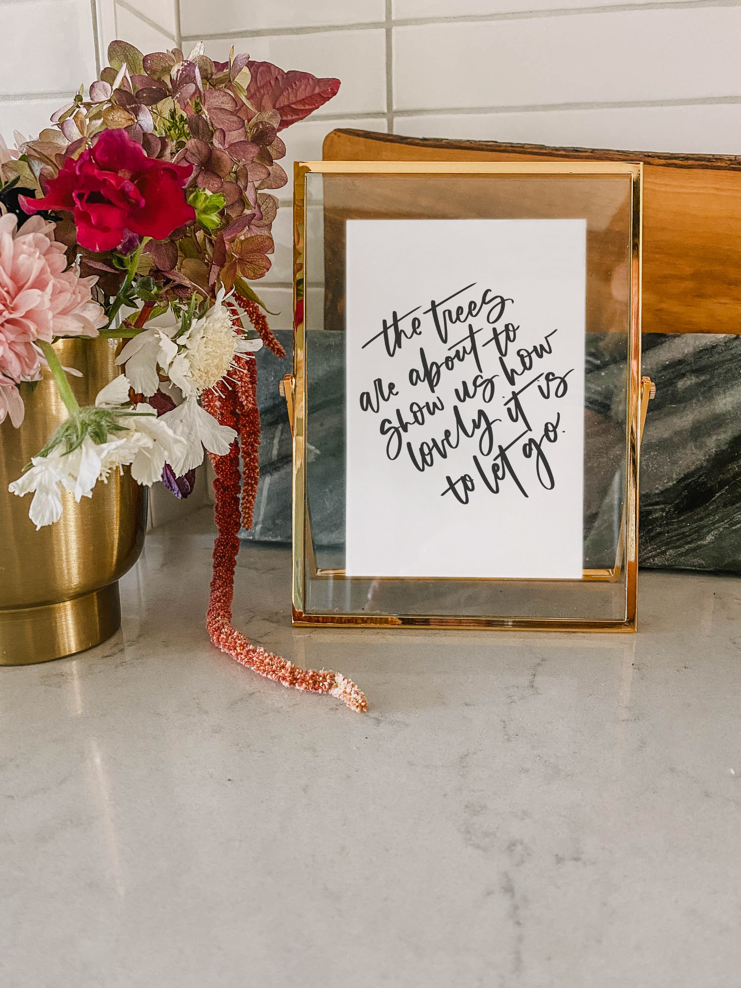 Free printable set of 4 hand lettered quotes for fall